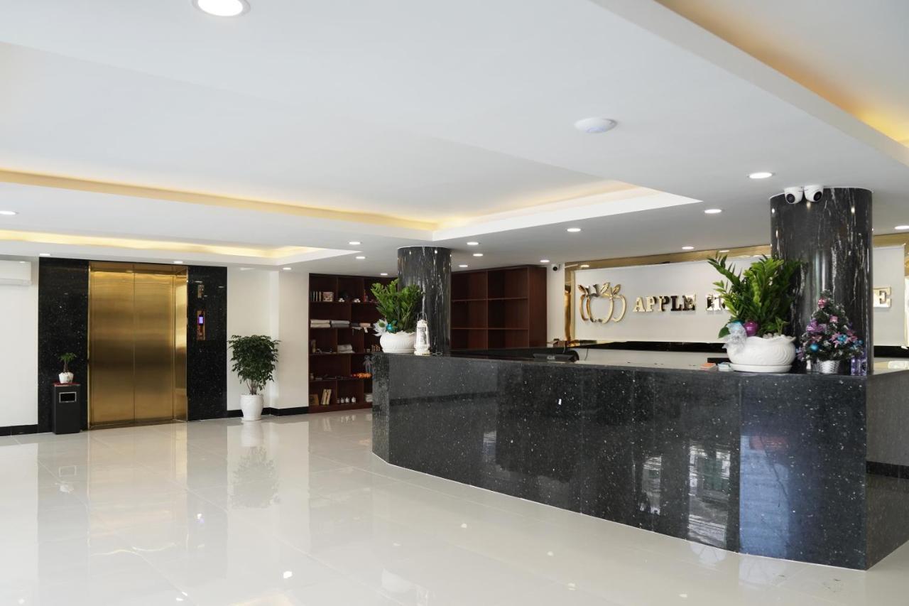 Apple Hotel Three - Near Pnh Airport Phnom Penh Exterior foto
